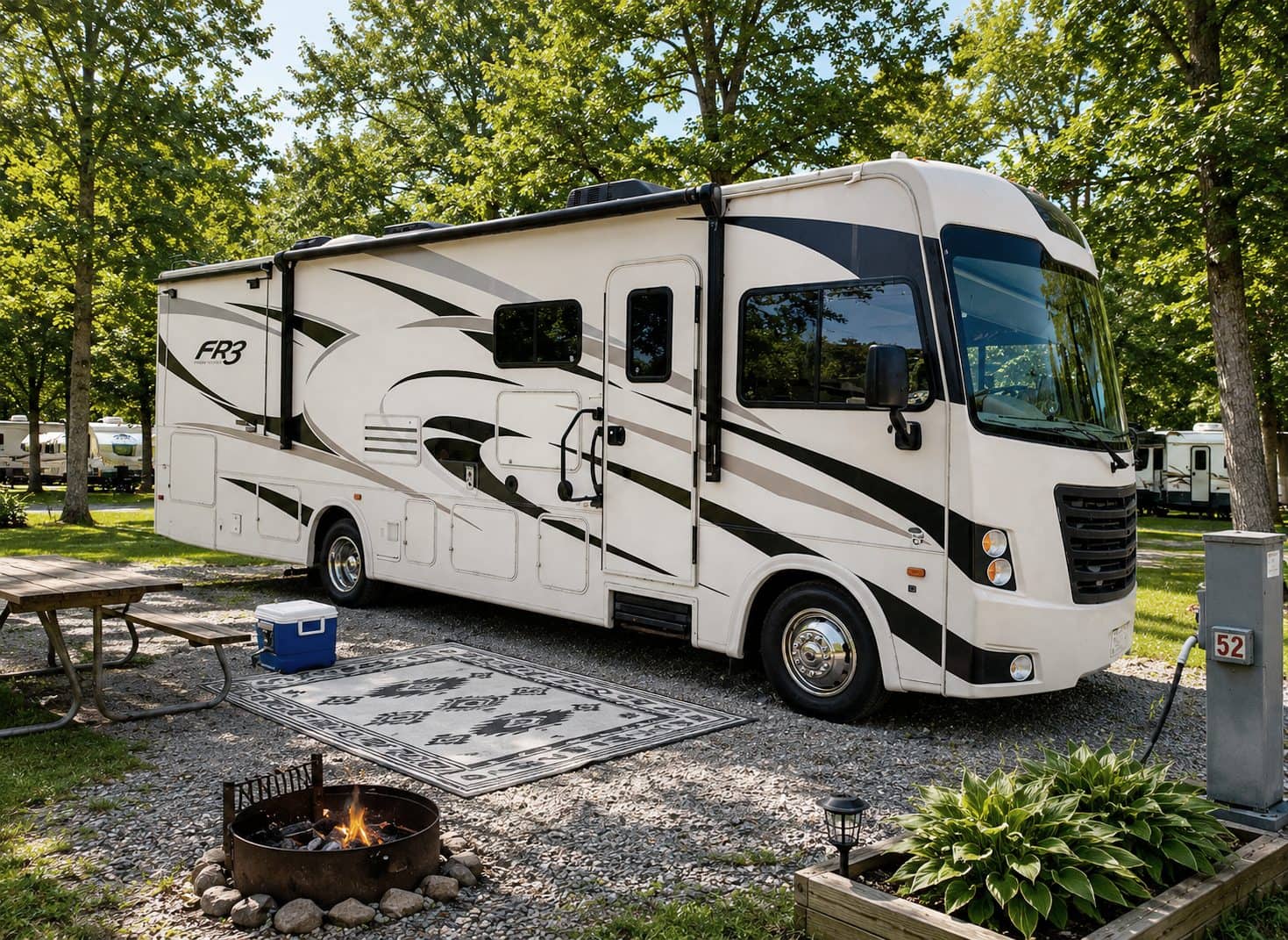 2016 FR3 Motorhome Class A 32FT RV Rental - 12-0024